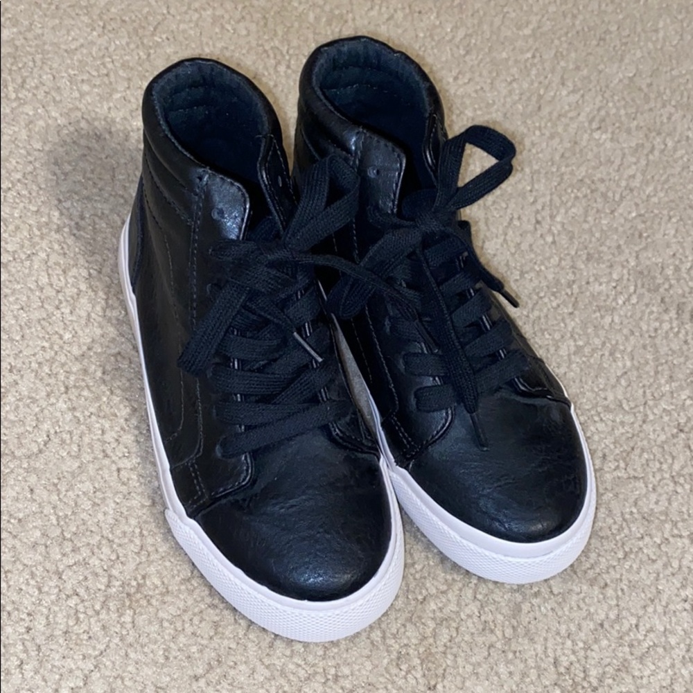 SOLD❌NWOT Old nanvy shoes